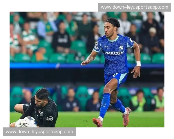 奥巴梅扬屡造险但未能破门 马赛老将本场欠缺进球运 奥巴梅扬屡造险但未能破门 马赛老将本场欠缺进球运